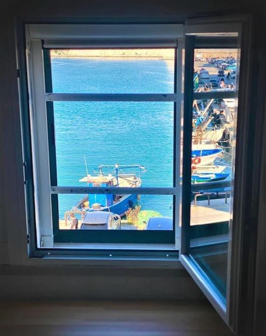 Appartement Emozioni Dal Porto à Trani Extérieur photo